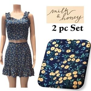 Milk & Honey 2pc Blue Floral Sleeveless Crop Top & Skirt Set Size Large